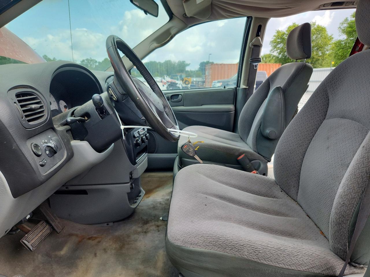 Dodge Caravan Sxt