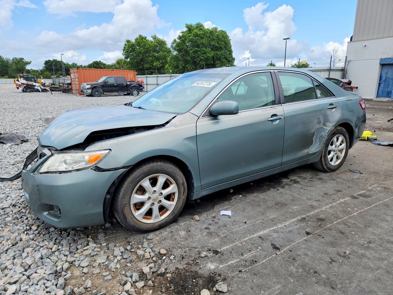Salvage Toyota Camry Image