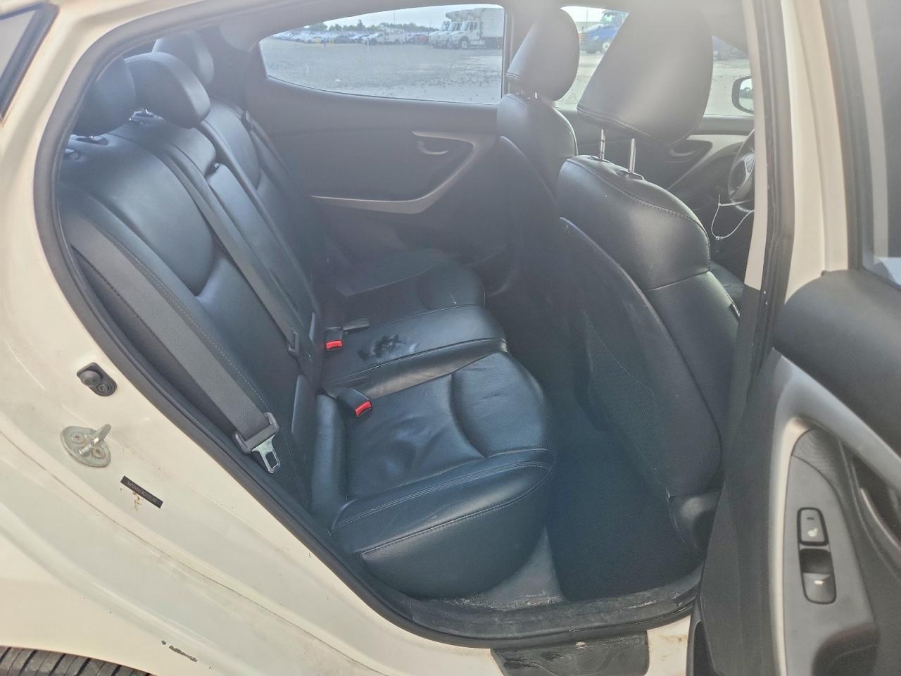 Hyundai ELANTRA Limited