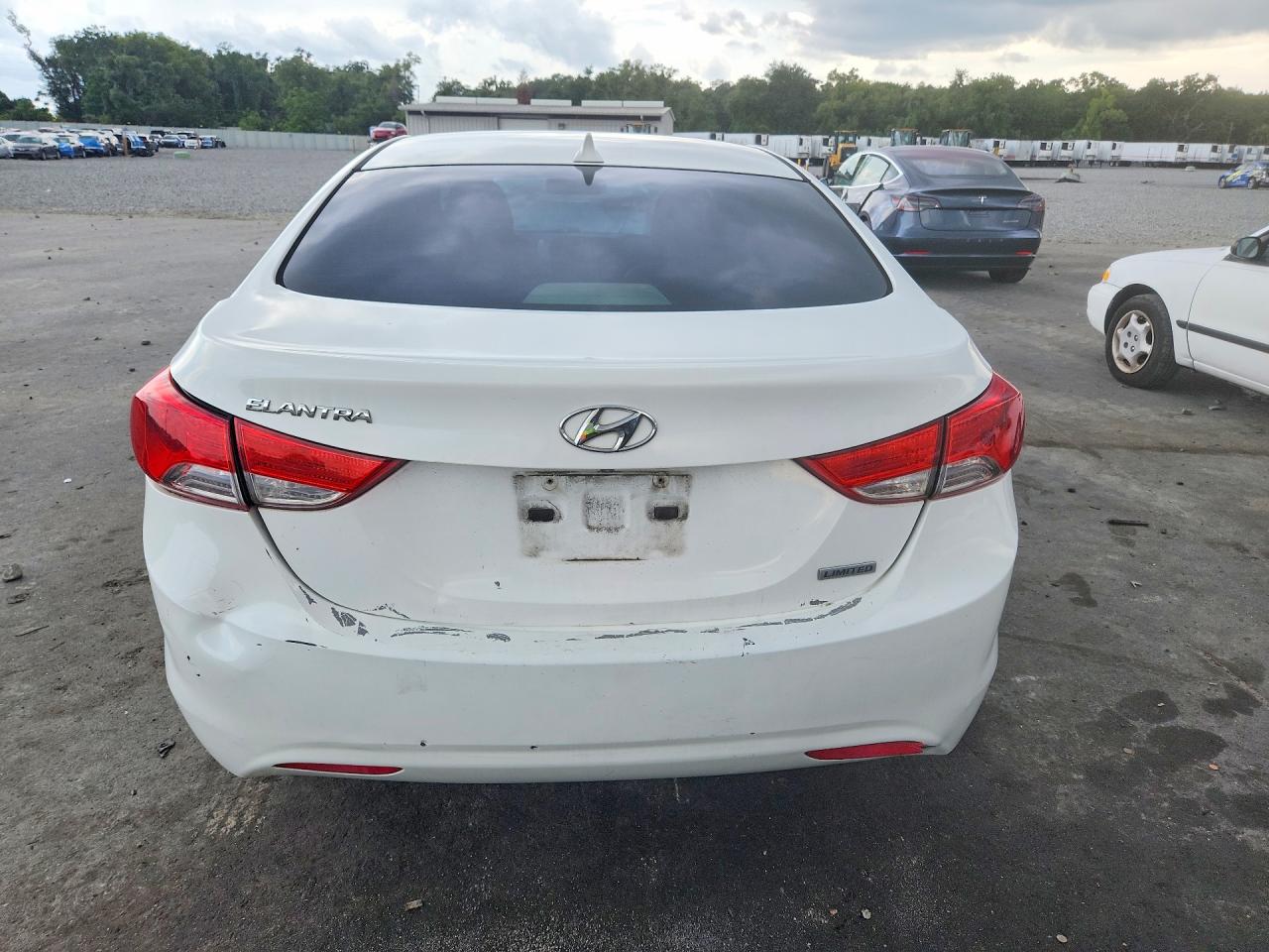 Hyundai ELANTRA Limited