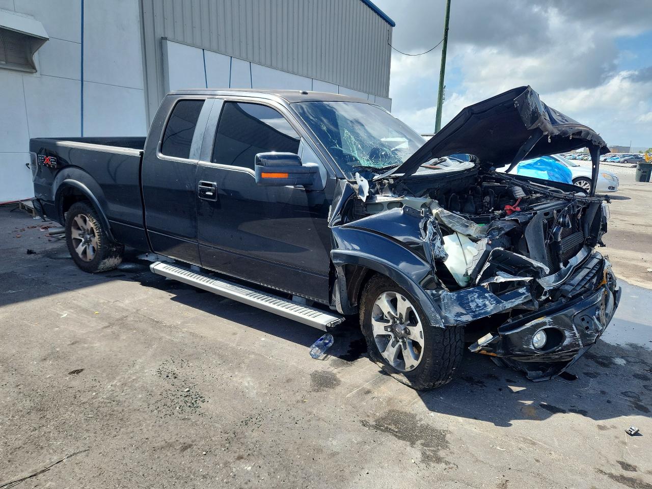 Ford F-150 Super Cab