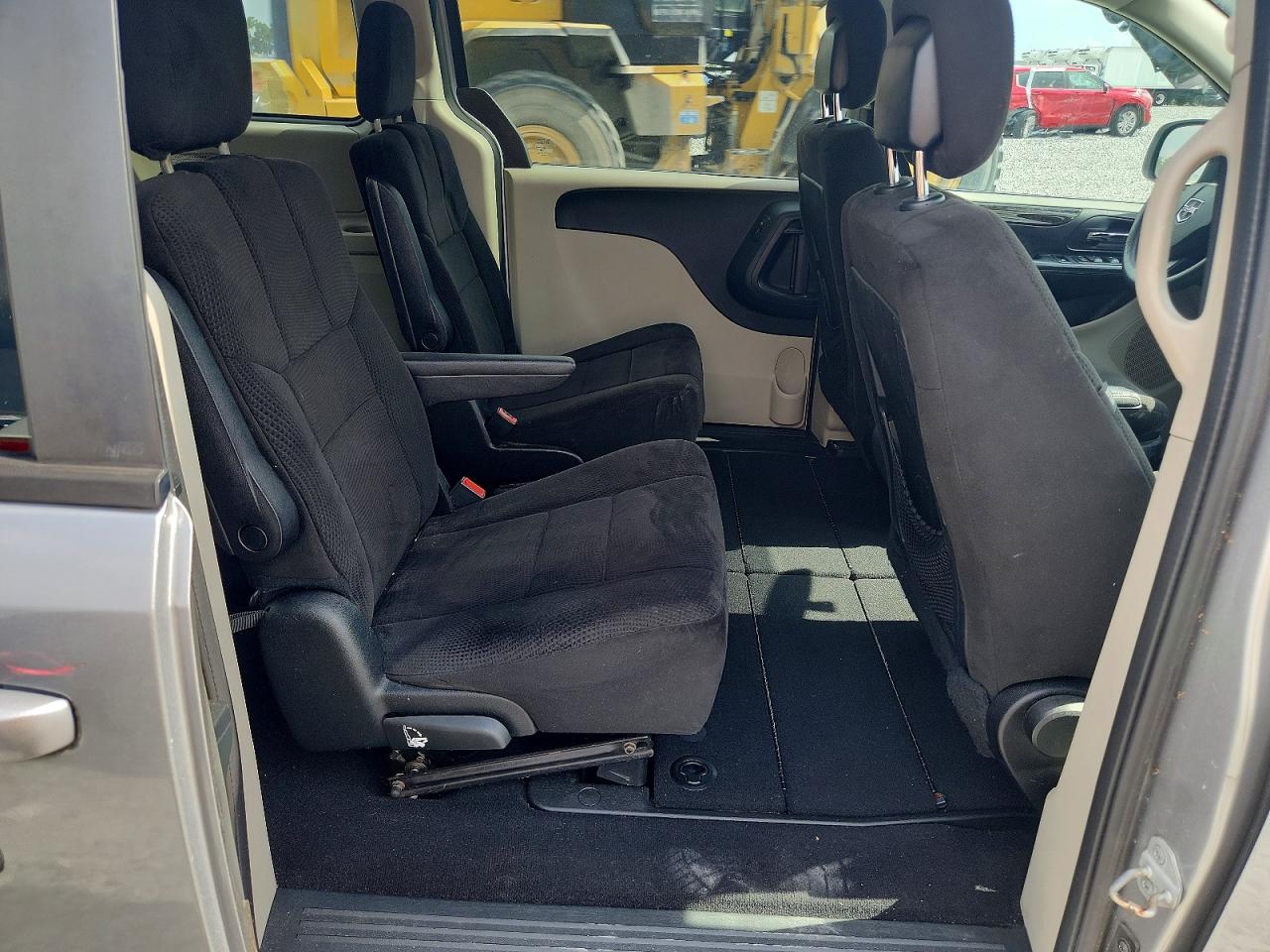 Dodge Caravan Sxt