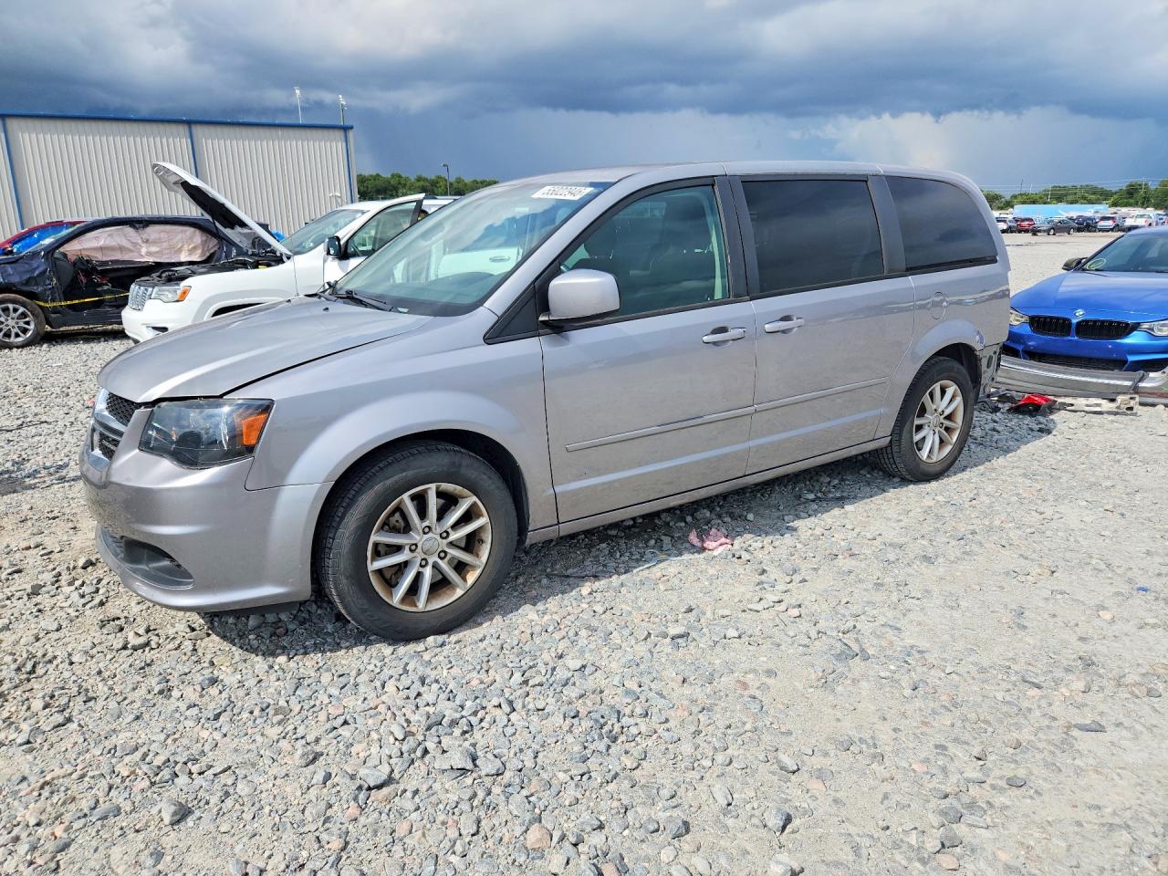 Salvage Dodge Caravan Image