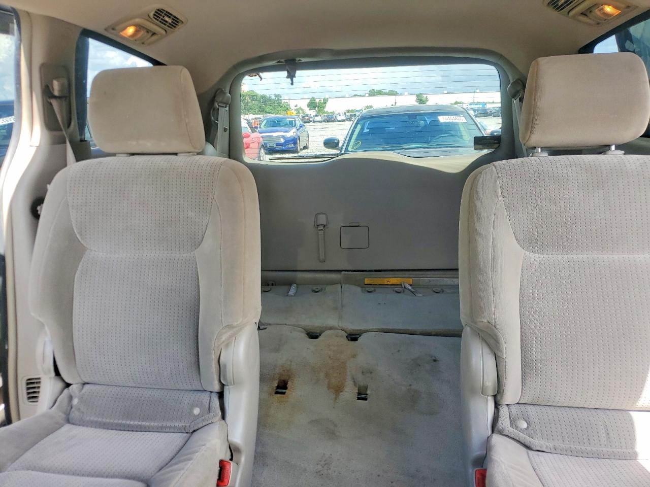 Toyota Sienna Le 8-passenger