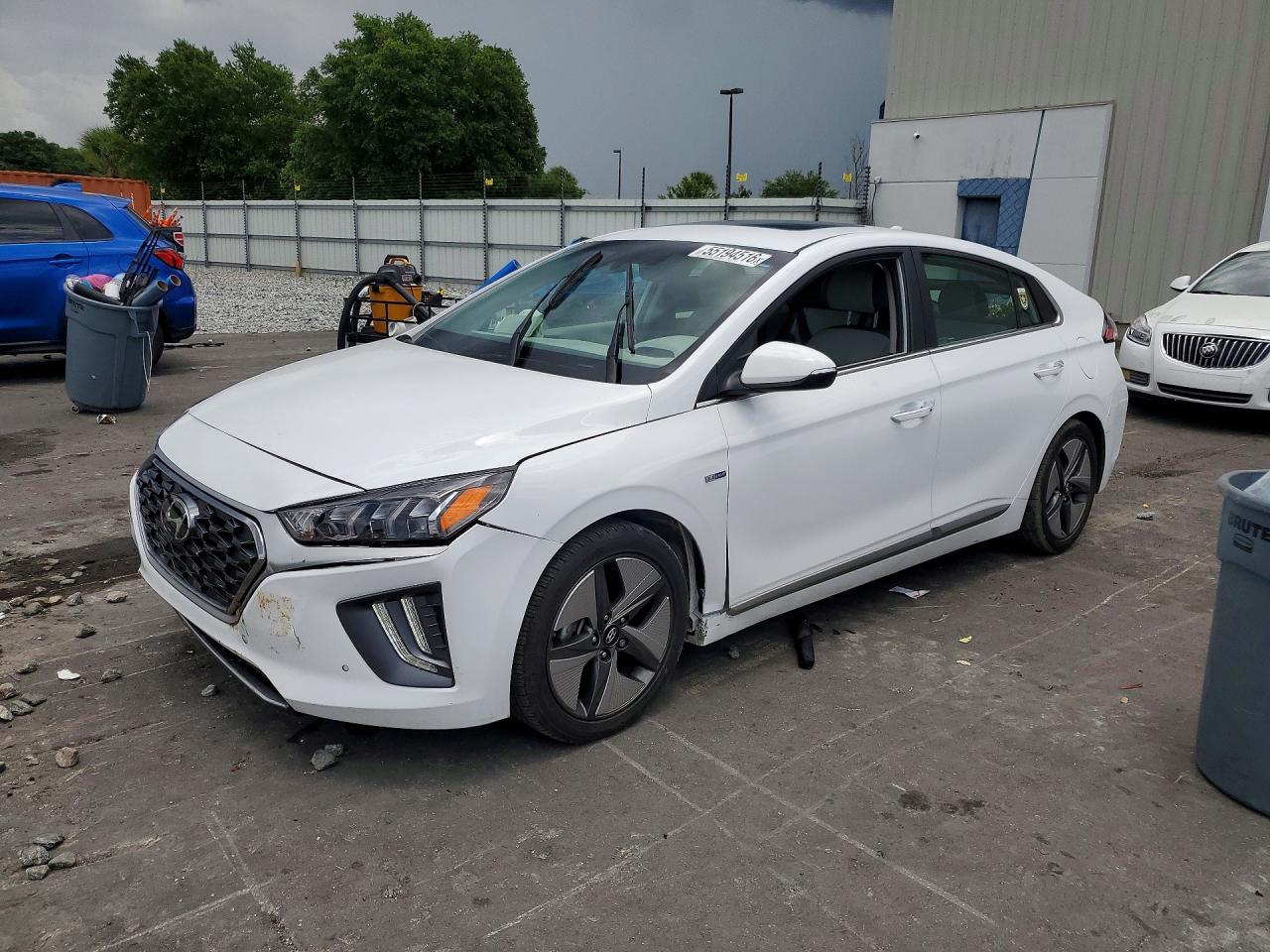 Salvage Hyundai Ioniq Image