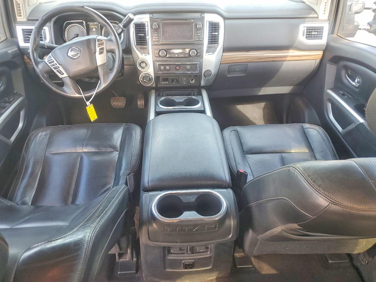 Nissan Titan Sl