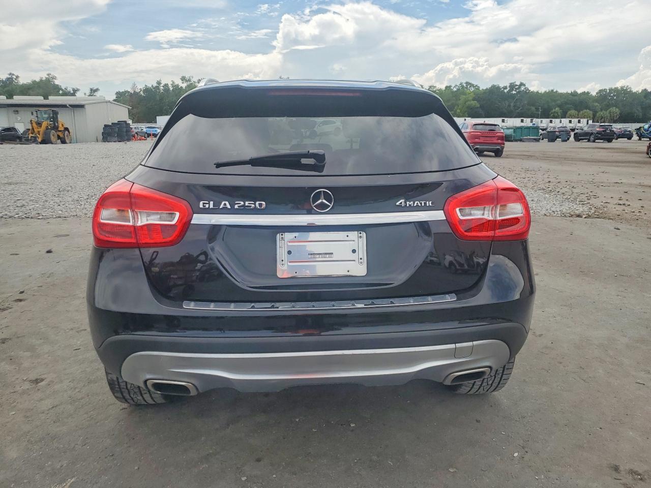 Mercedes-Benz GLA 250 4matic