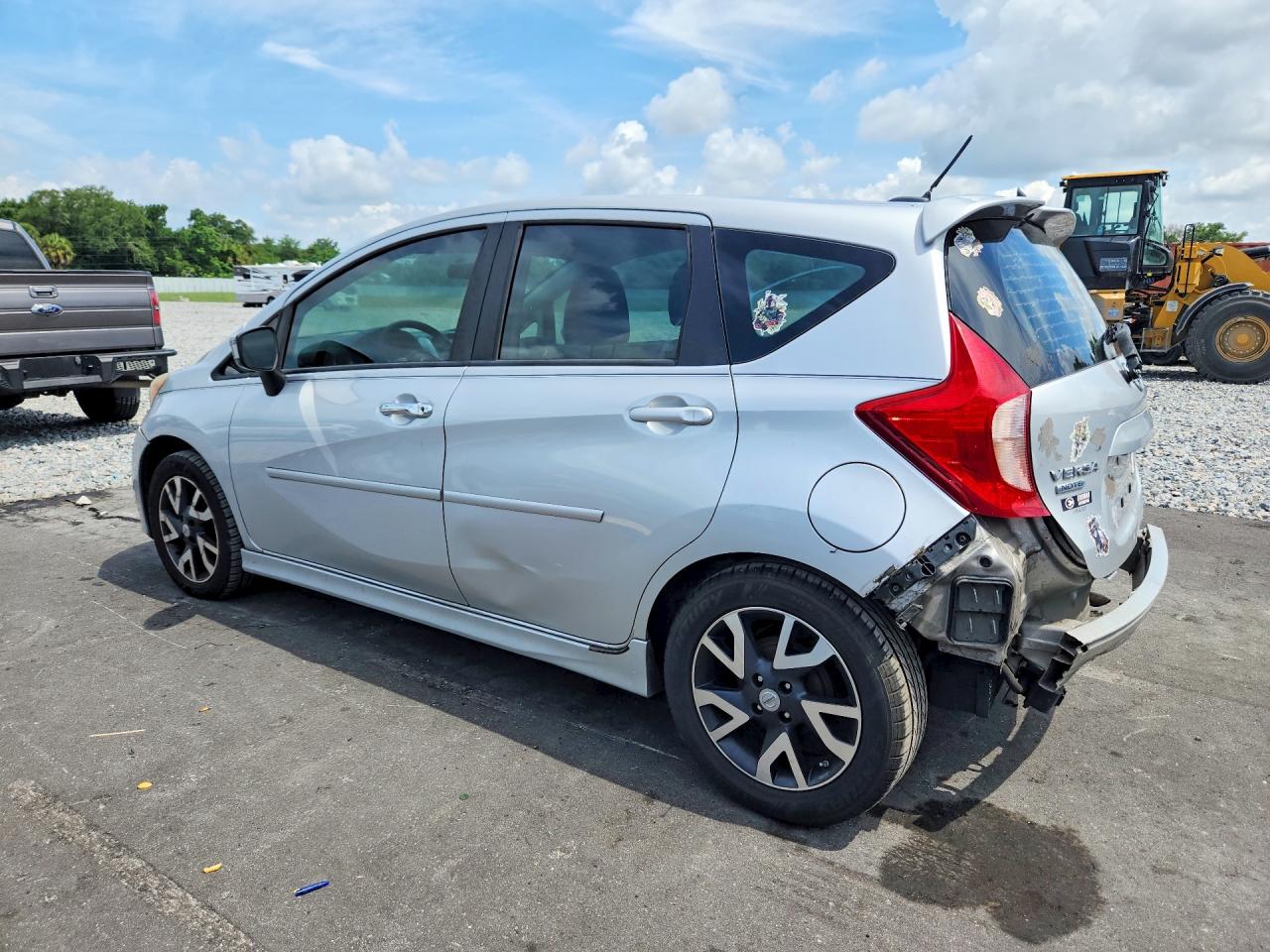 Nissan Versa Sr