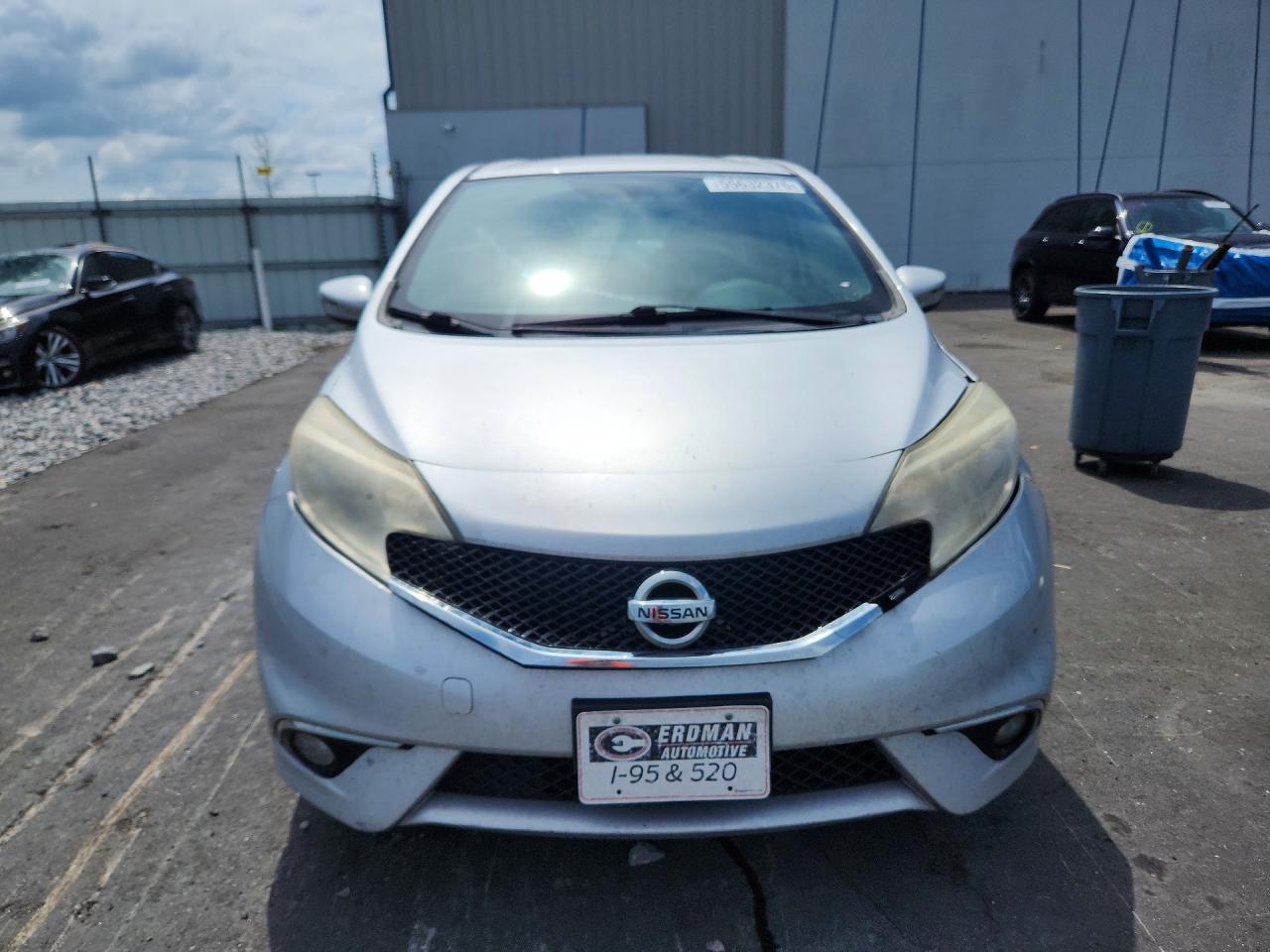 Nissan Versa Sr