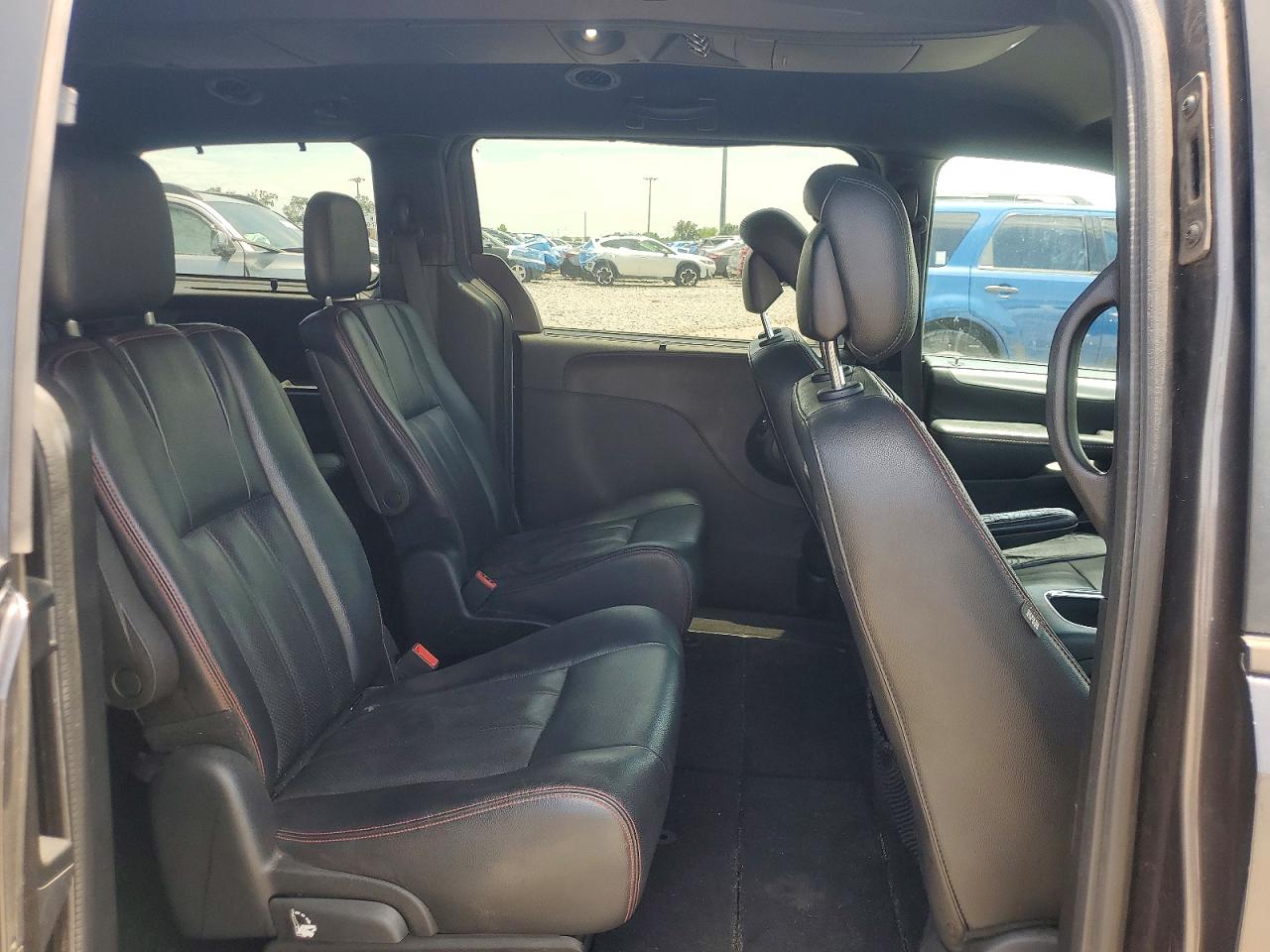 Dodge Caravan Gt
