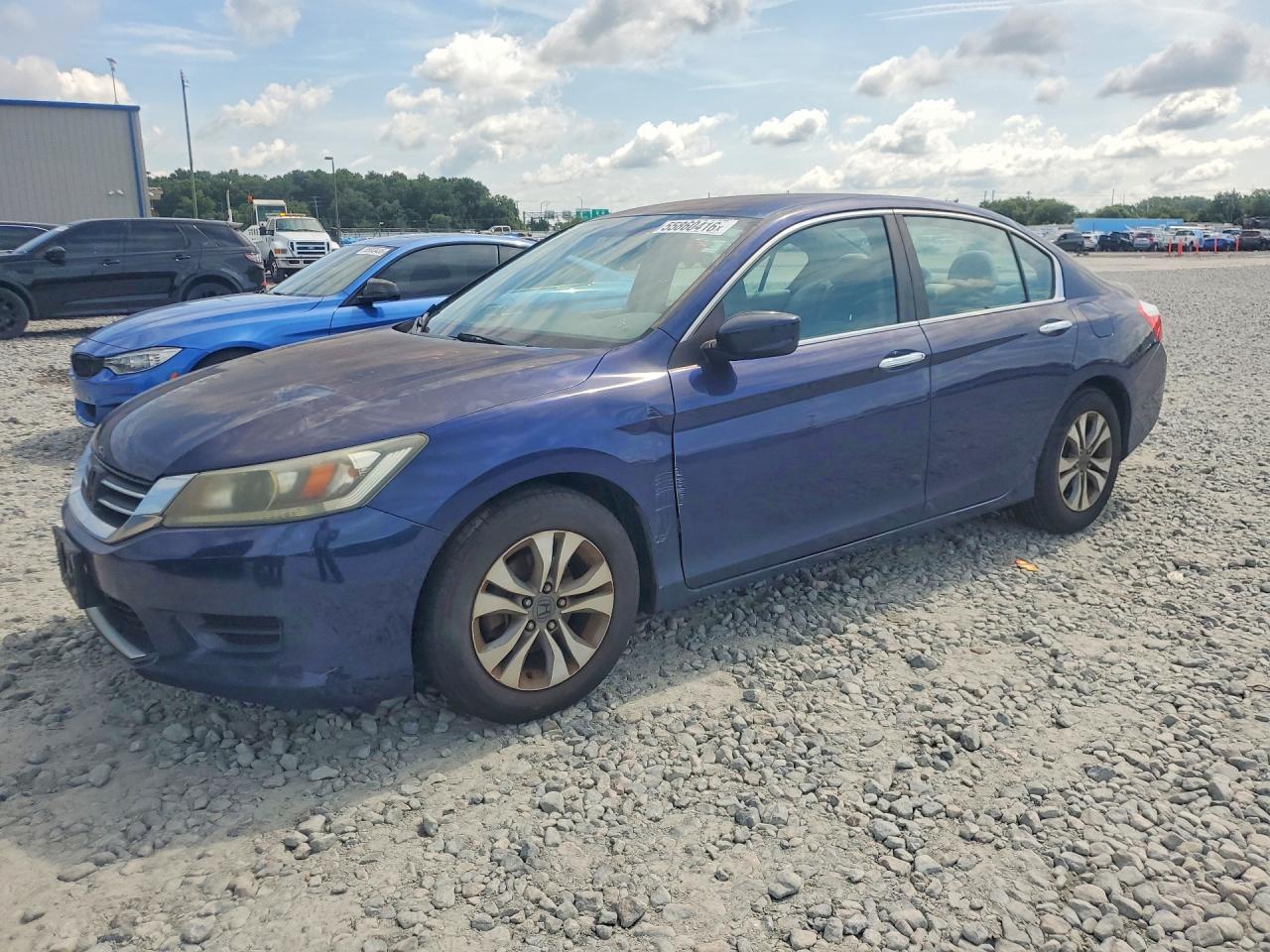 Salvage Honda Accord Image