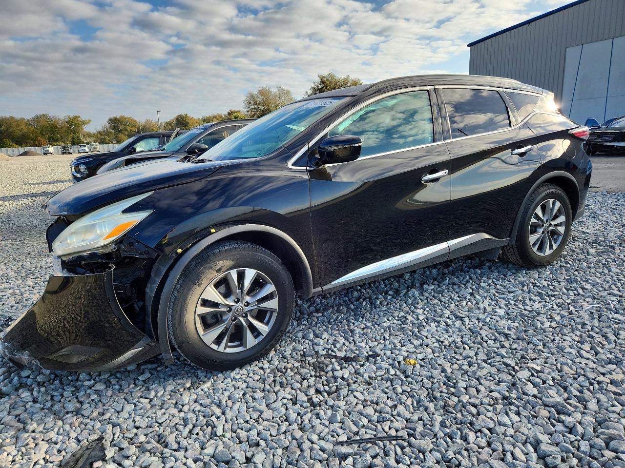 Salvage Nissan Murano Image