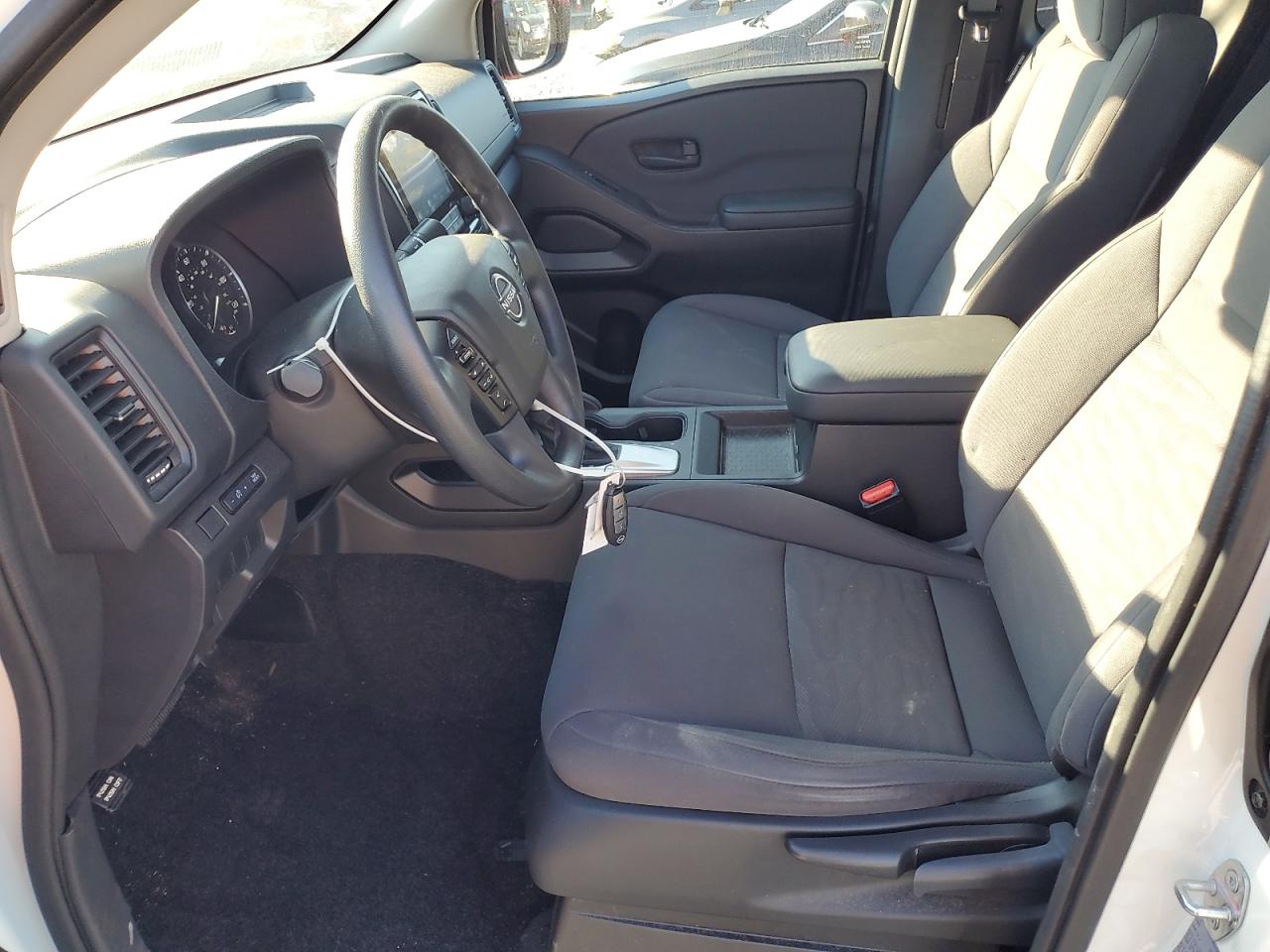 Nissan Frontier S