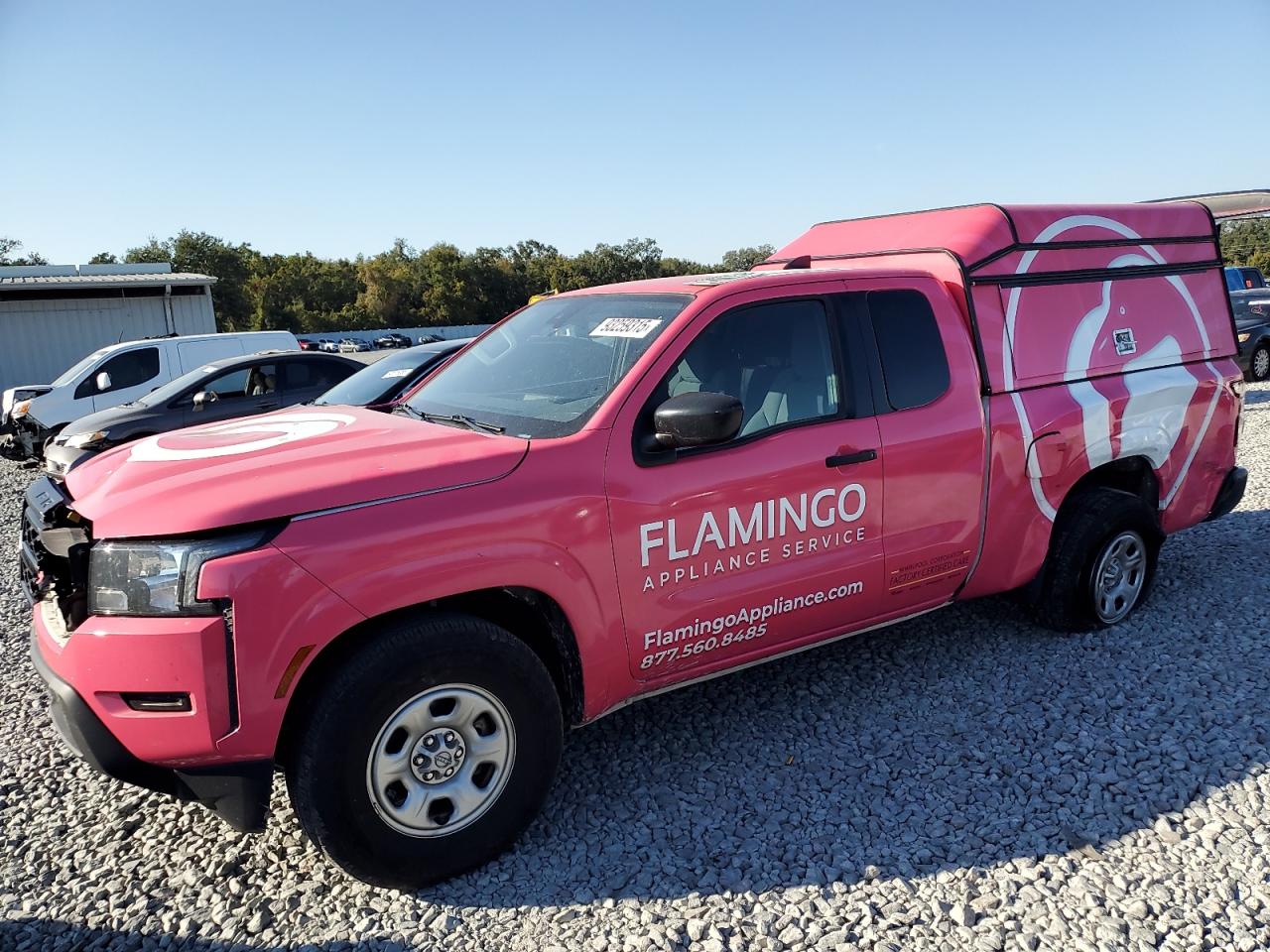 Salvage Nissan Frontier Image