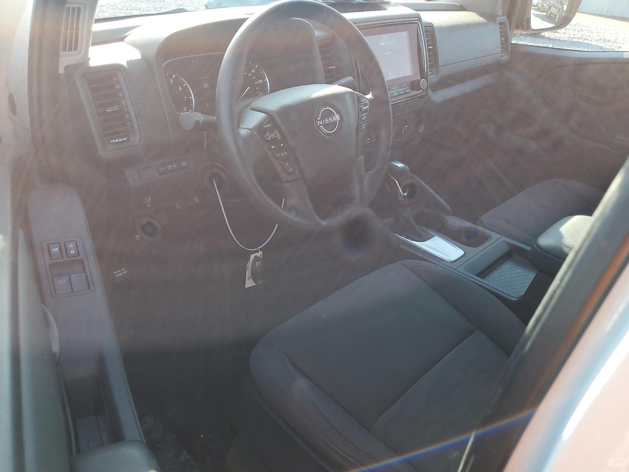 Nissan Frontier S