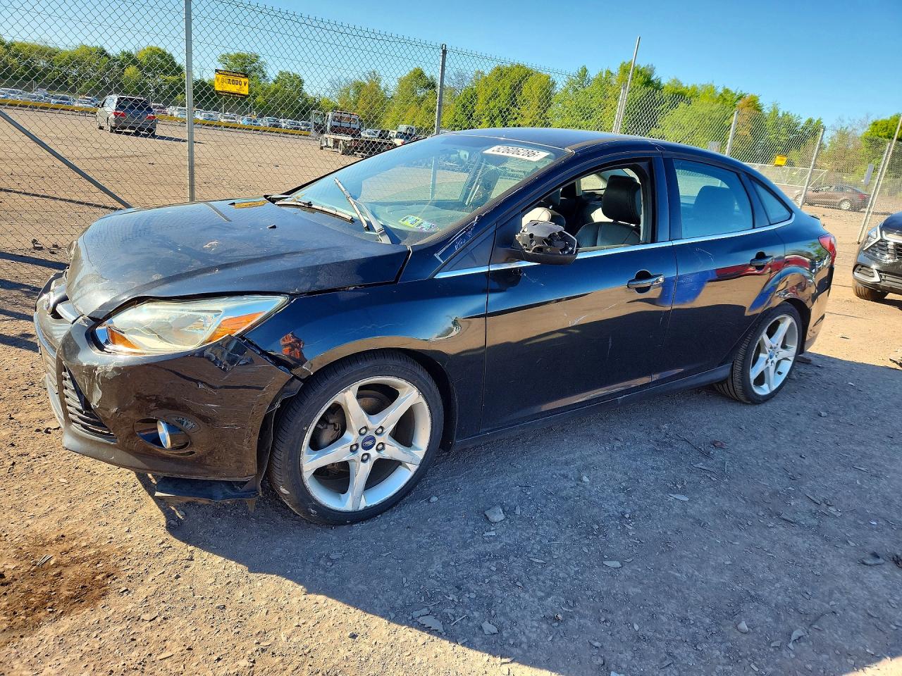Salvage Ford Focus Image