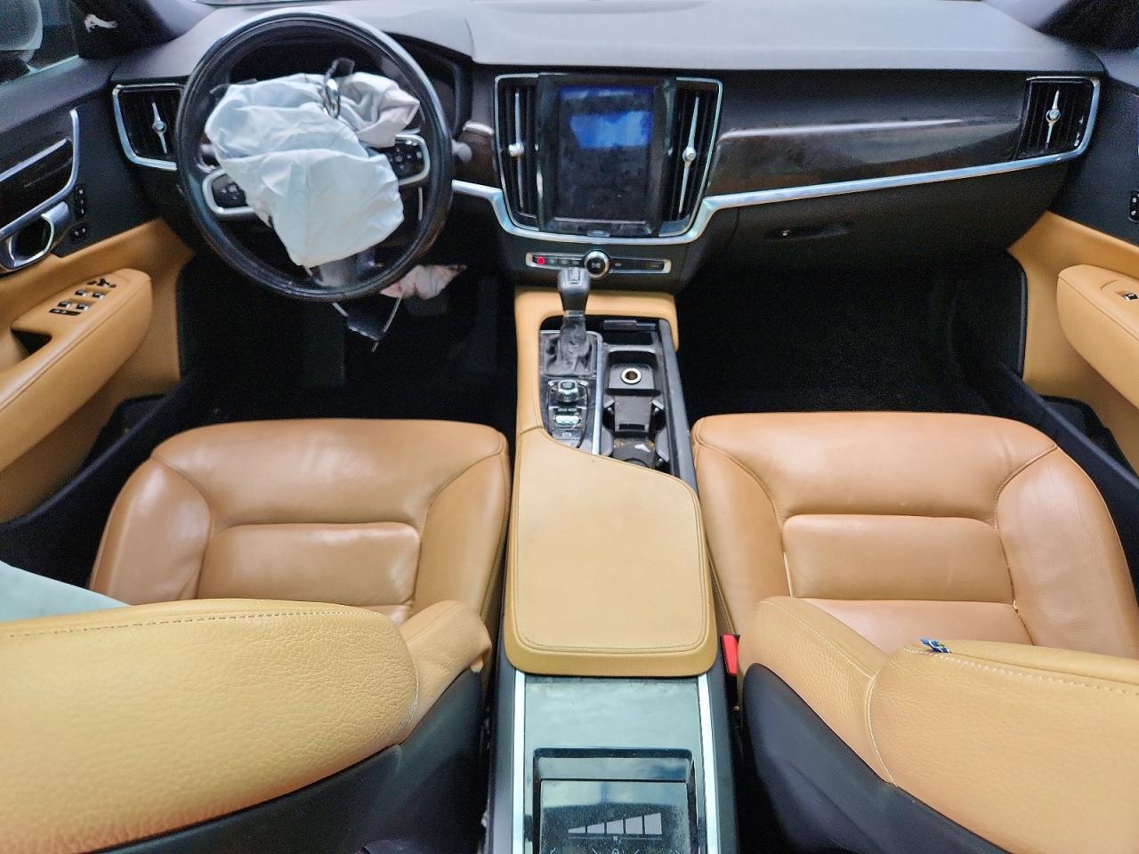 Volvo S90 T5 Mom T5 Momentum