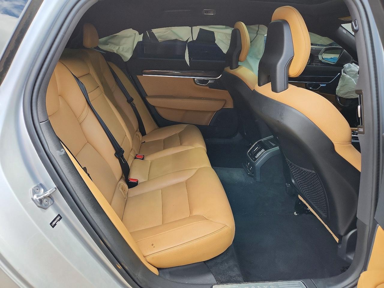 Volvo S90 T5 Mom T5 Momentum