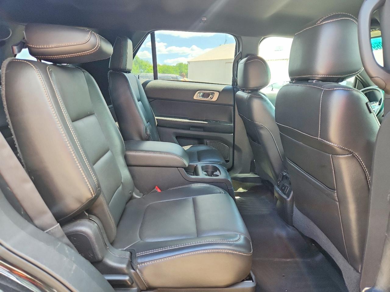 Ford Explorer Sport