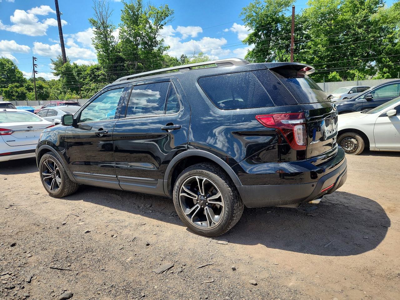 Ford Explorer Sport