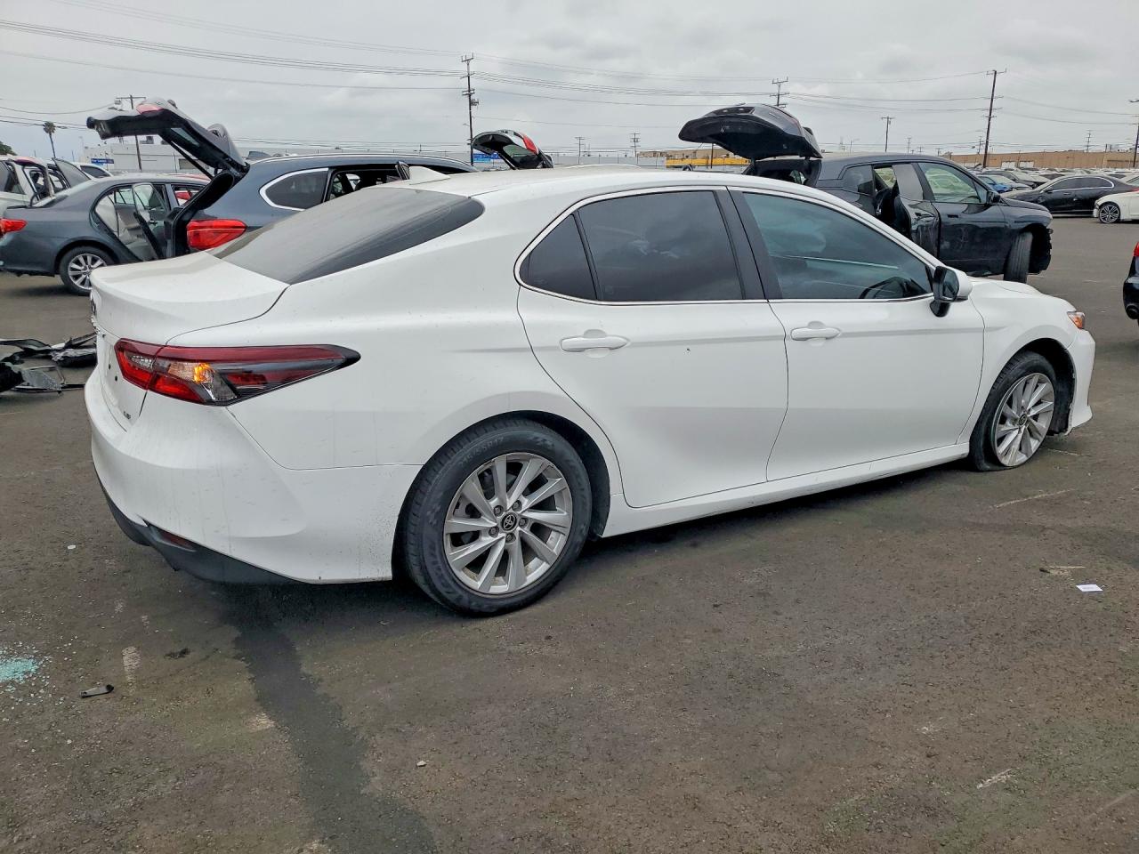 Toyota Camry Le