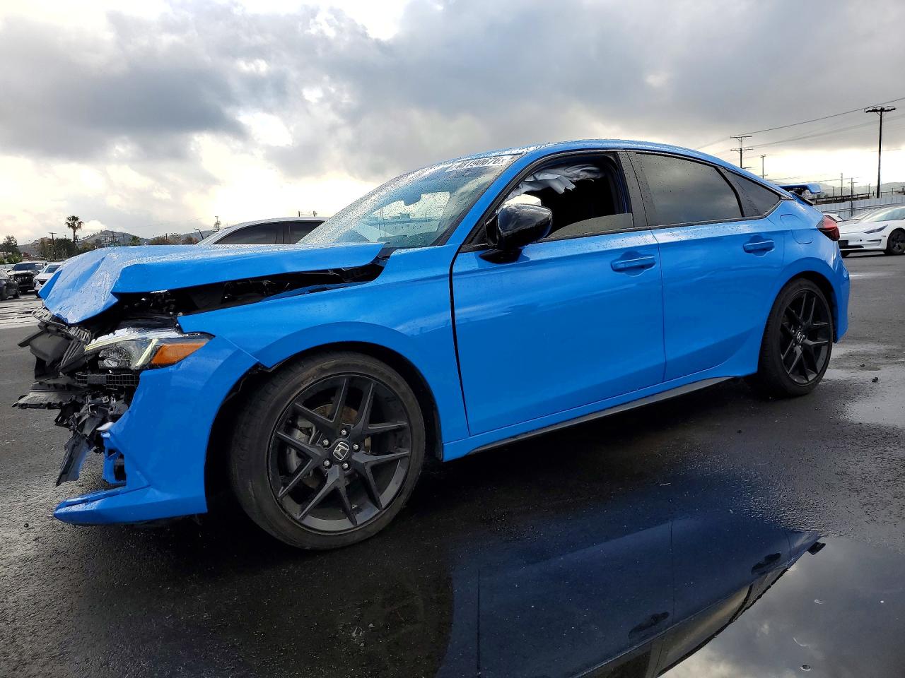 Salvage Honda Civic Image