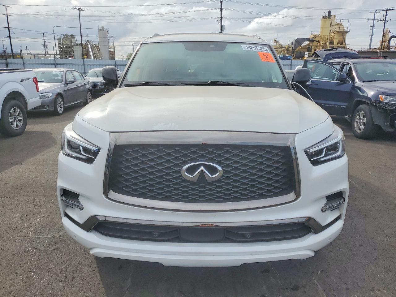 INFINITI Qx Premium Select