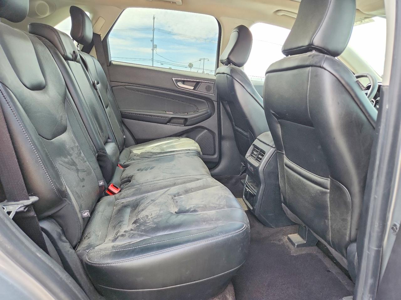 Ford Edge Titanium