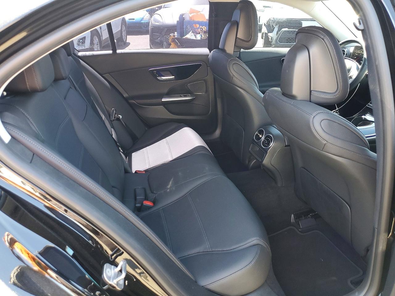 Mercedes-Benz C-Class 300