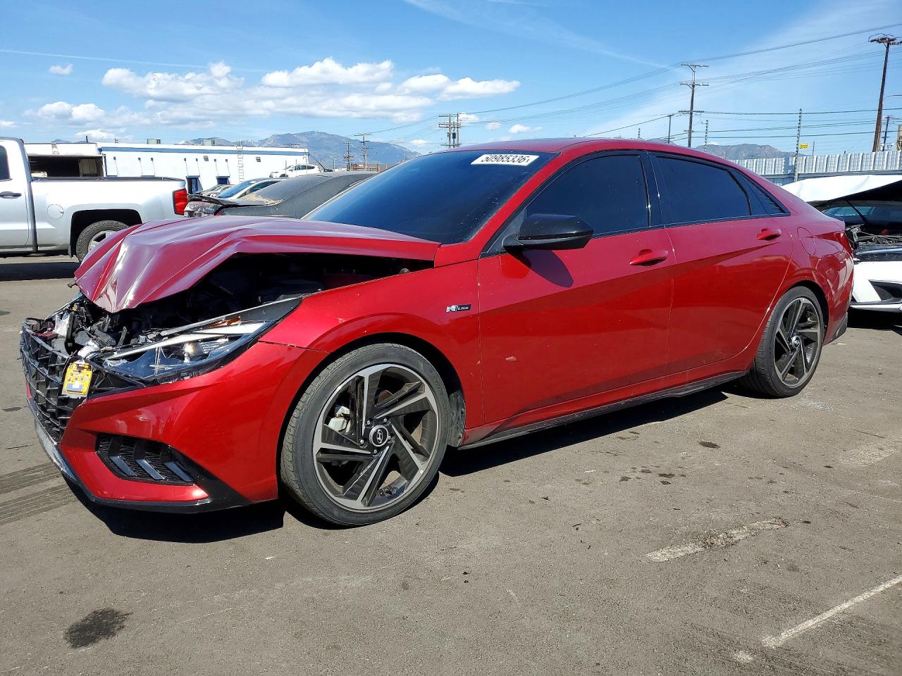 Salvage Hyundai ELANTRA Image