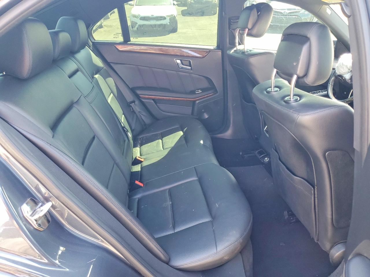 Mercedes-Benz E-Class 350