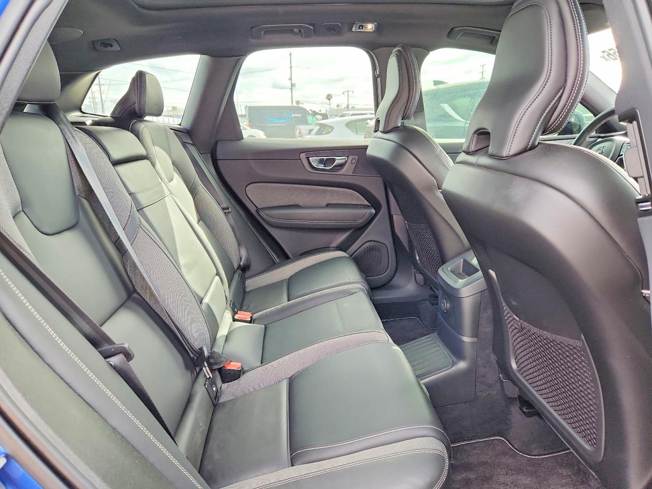 Volvo XC60 T8 Recharge R-design