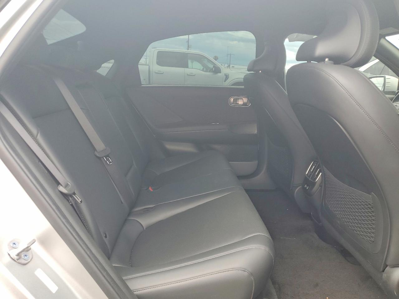 Hyundai Ioniq Sel