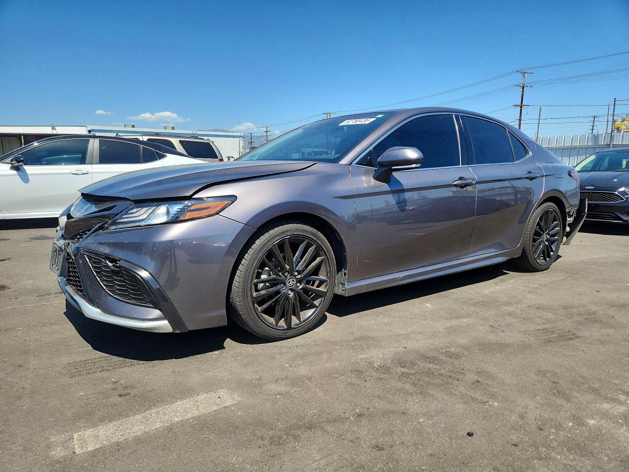 Salvage Toyota Camry Image