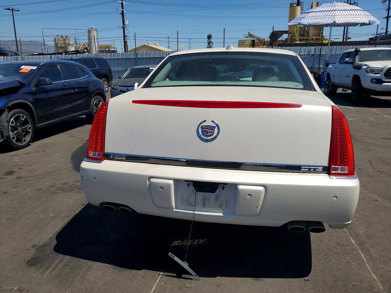 Cadillac DTS