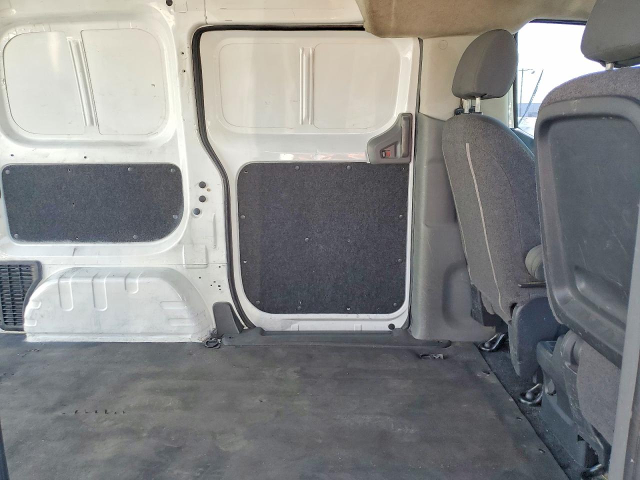 Nissan Nv