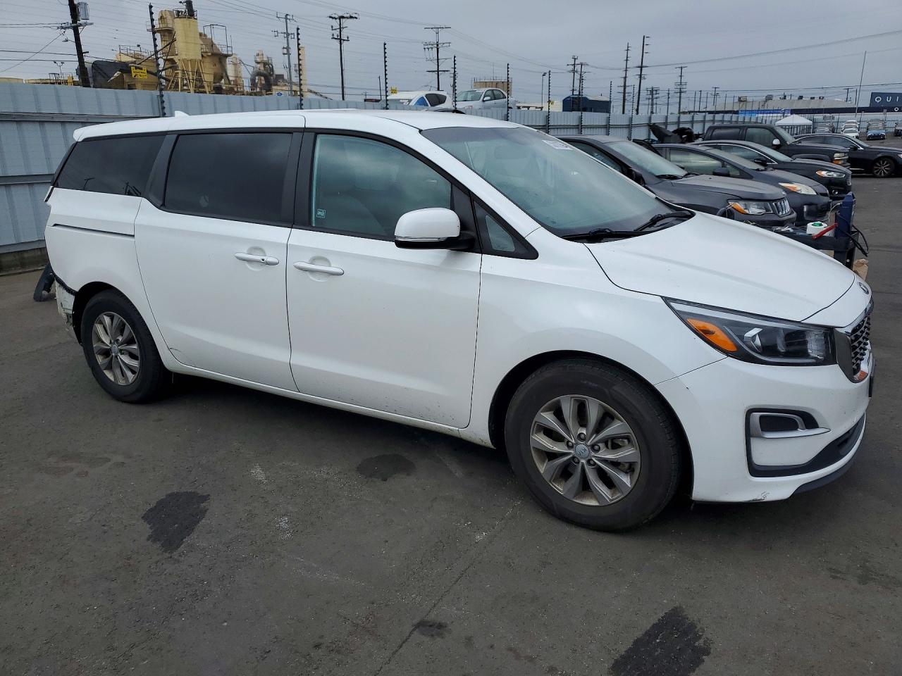 Kia Sedona Lx