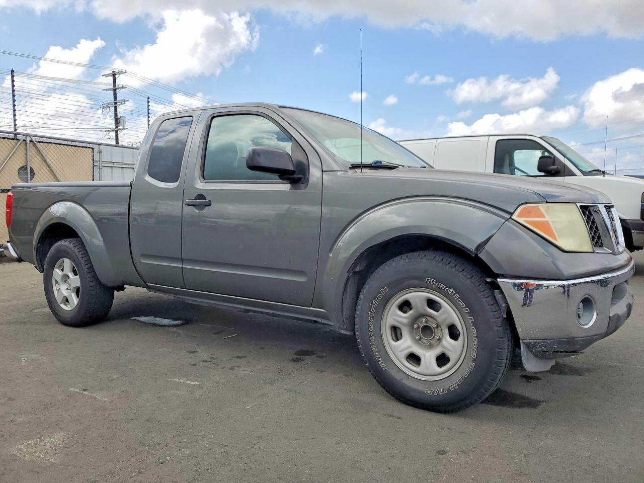 Nissan Frontier Se