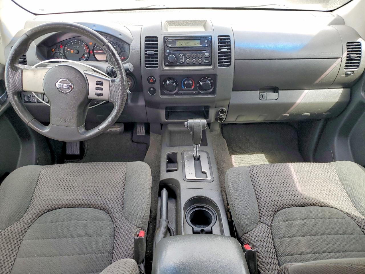 Nissan Frontier Se