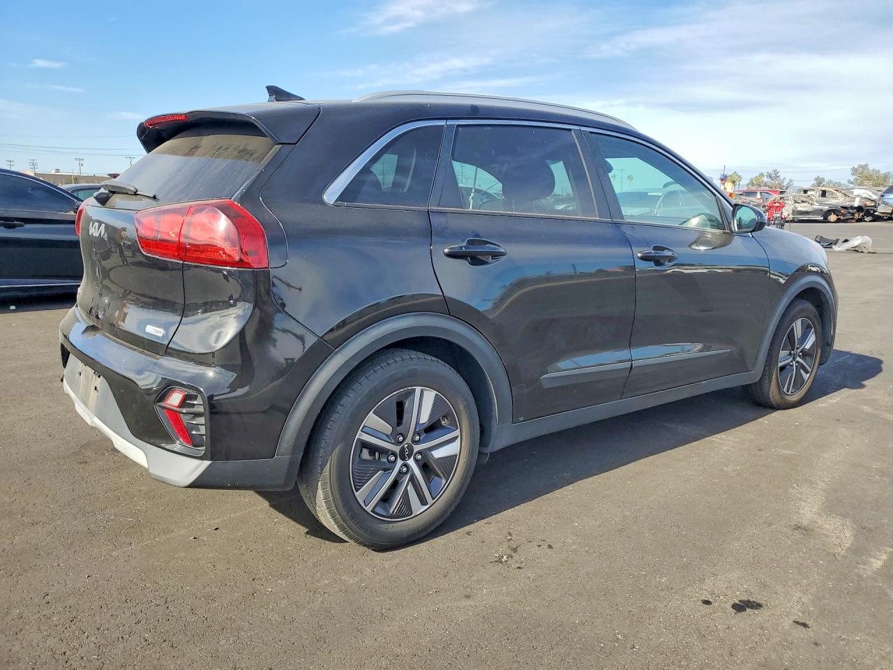 Kia Niro Lx