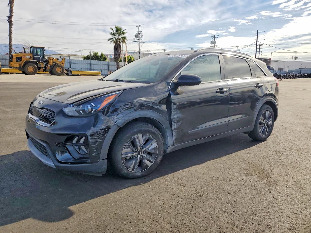 Salvage Kia Niro Image