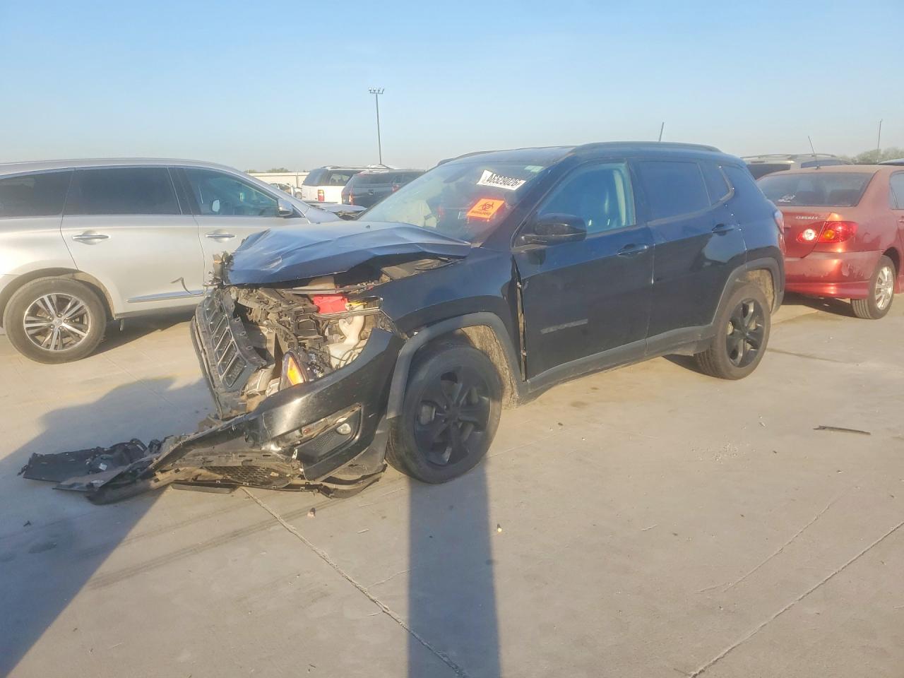 Salvage Jeep Compass La Image