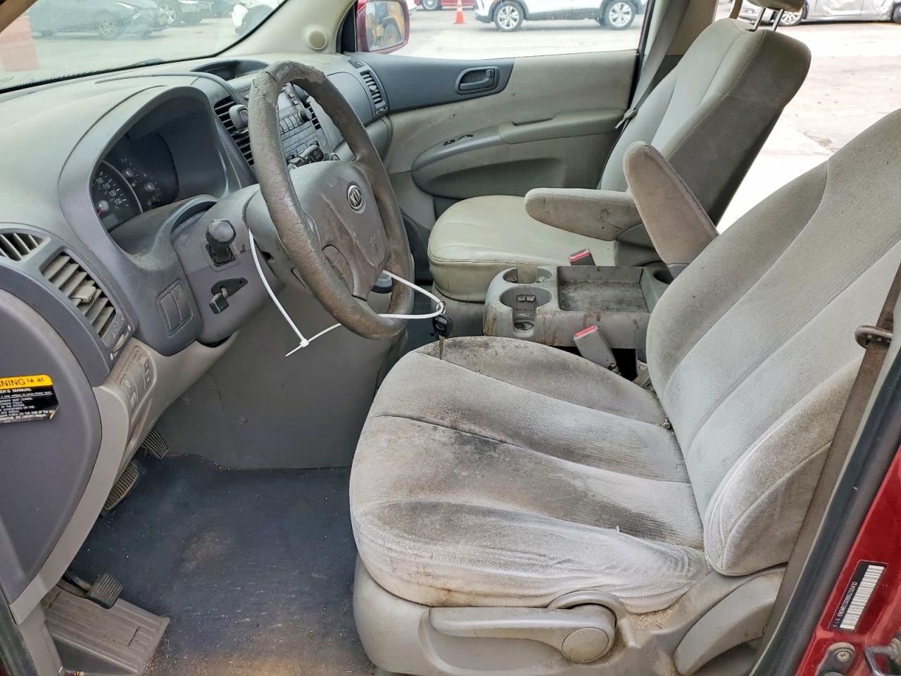 Kia Sedona Lx