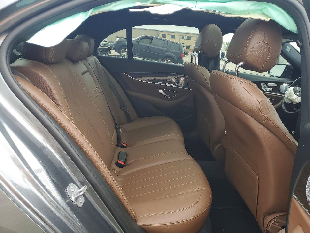 Mercedes-Benz E-Class 300 4matic