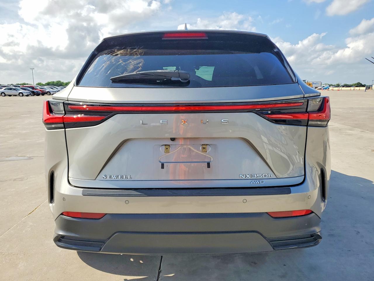 Lexus NX 350h