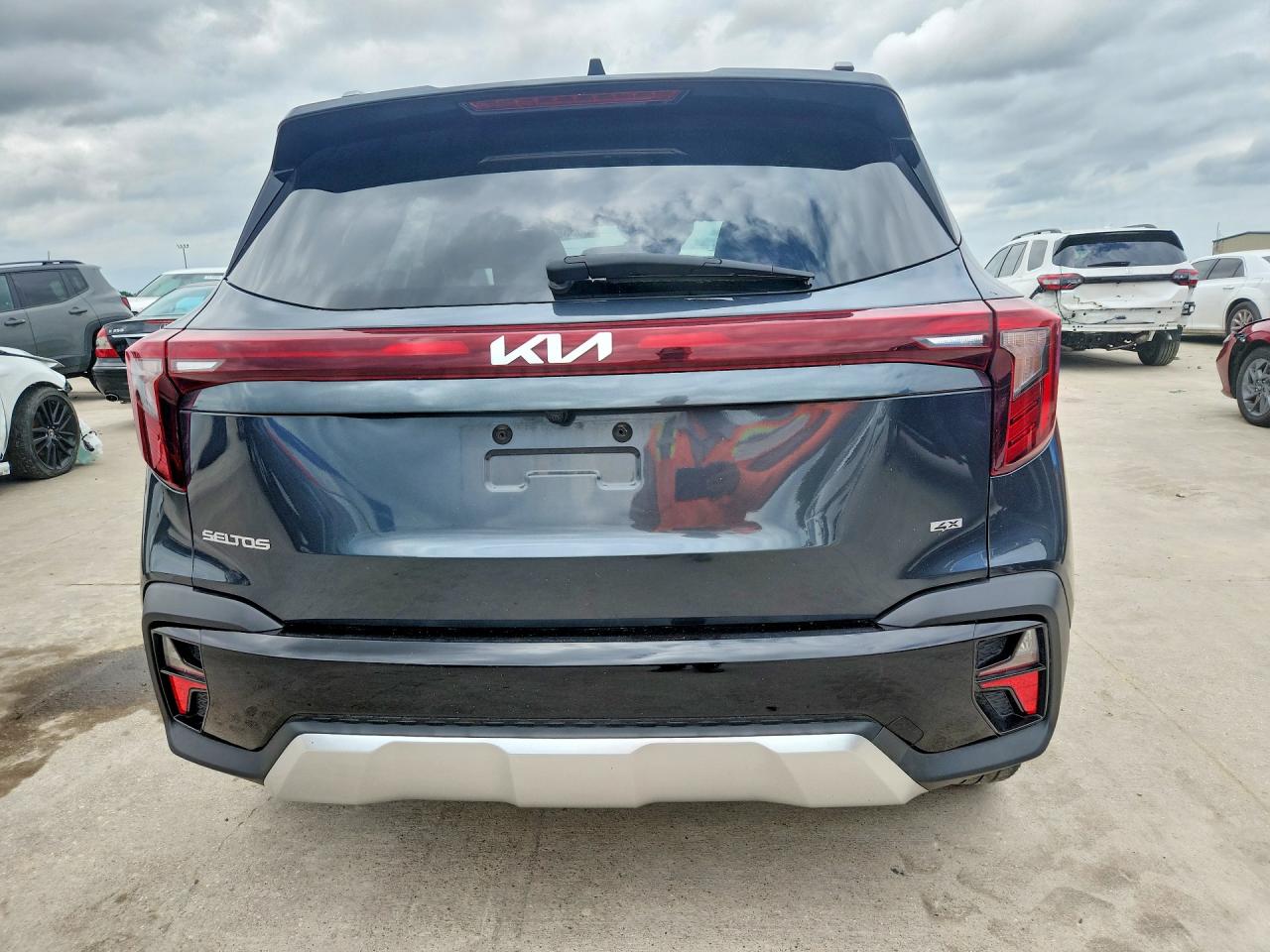 Kia Seltos S