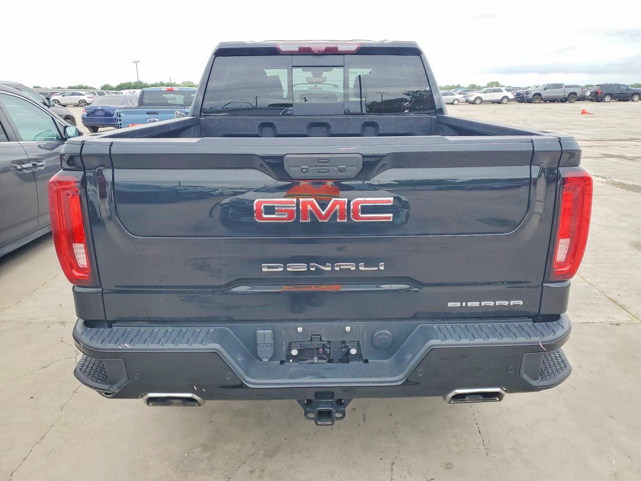 GMC Sierra K1500 Denali