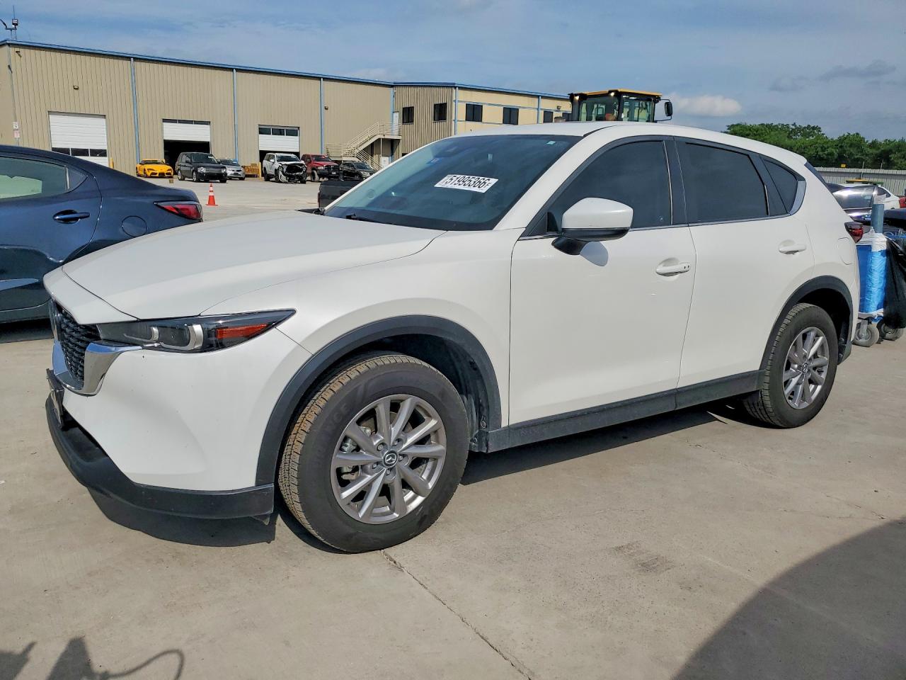 Salvage Mazda Cx Image