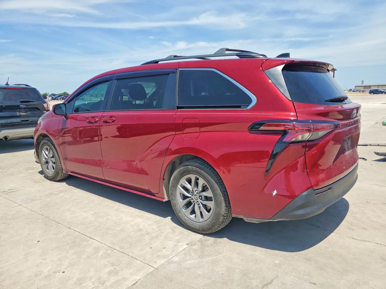 Toyota Sienna Le