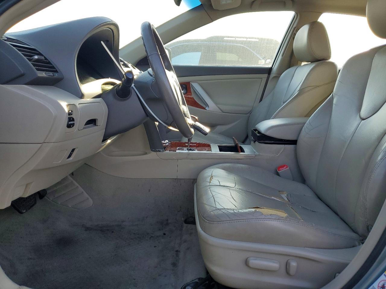 Toyota Camry Xle